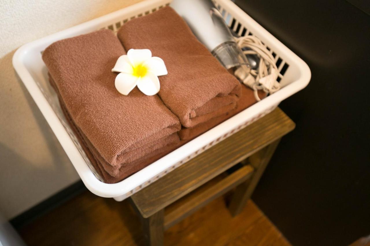 Escort Haruyoshi Apartment